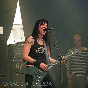 Crucified Barbara Artikel