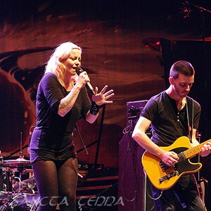 Anneke Van Giersbergen Intro