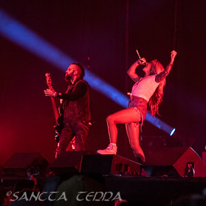 Butcher Babies Artikel